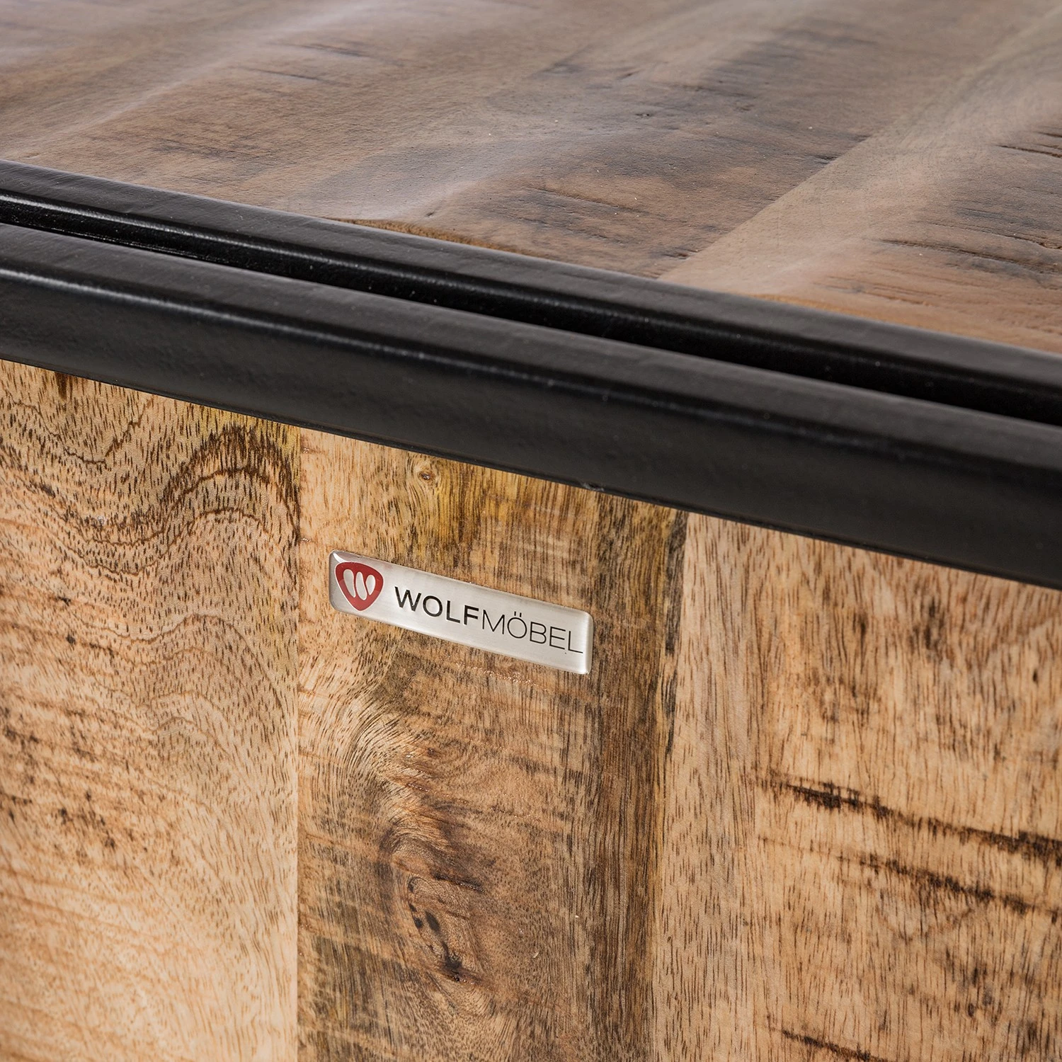 Wolf-Möbel Nachtkommode Iron - Mango massiv / Eisen 15 Wolf-Möbel Nachtkommode Iron - Mango massiv / Eisen – Bild 15