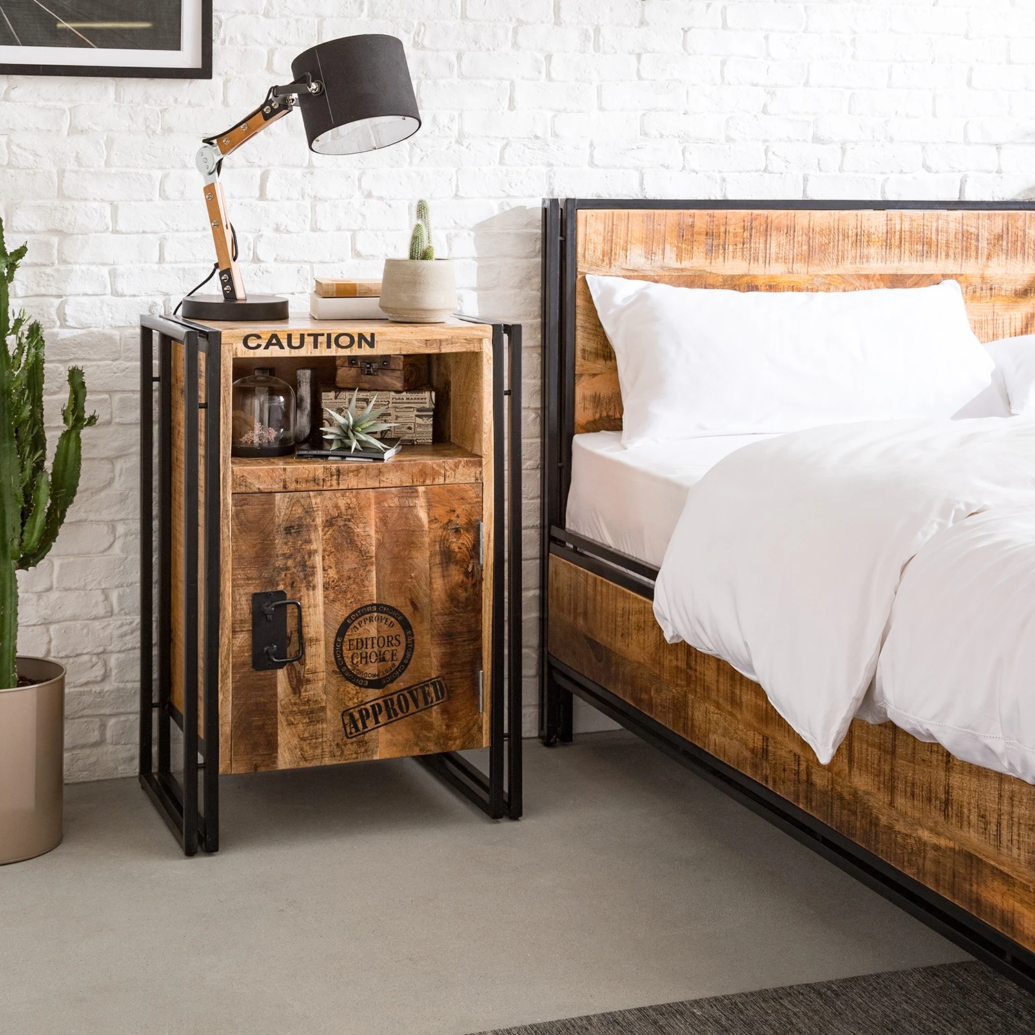 Wolf-Möbel Nachtkommode Iron - Mango massiv / Eisen 3 Wolf-Möbel Nachtkommode Iron - Mango massiv / Eisen – Bild 3