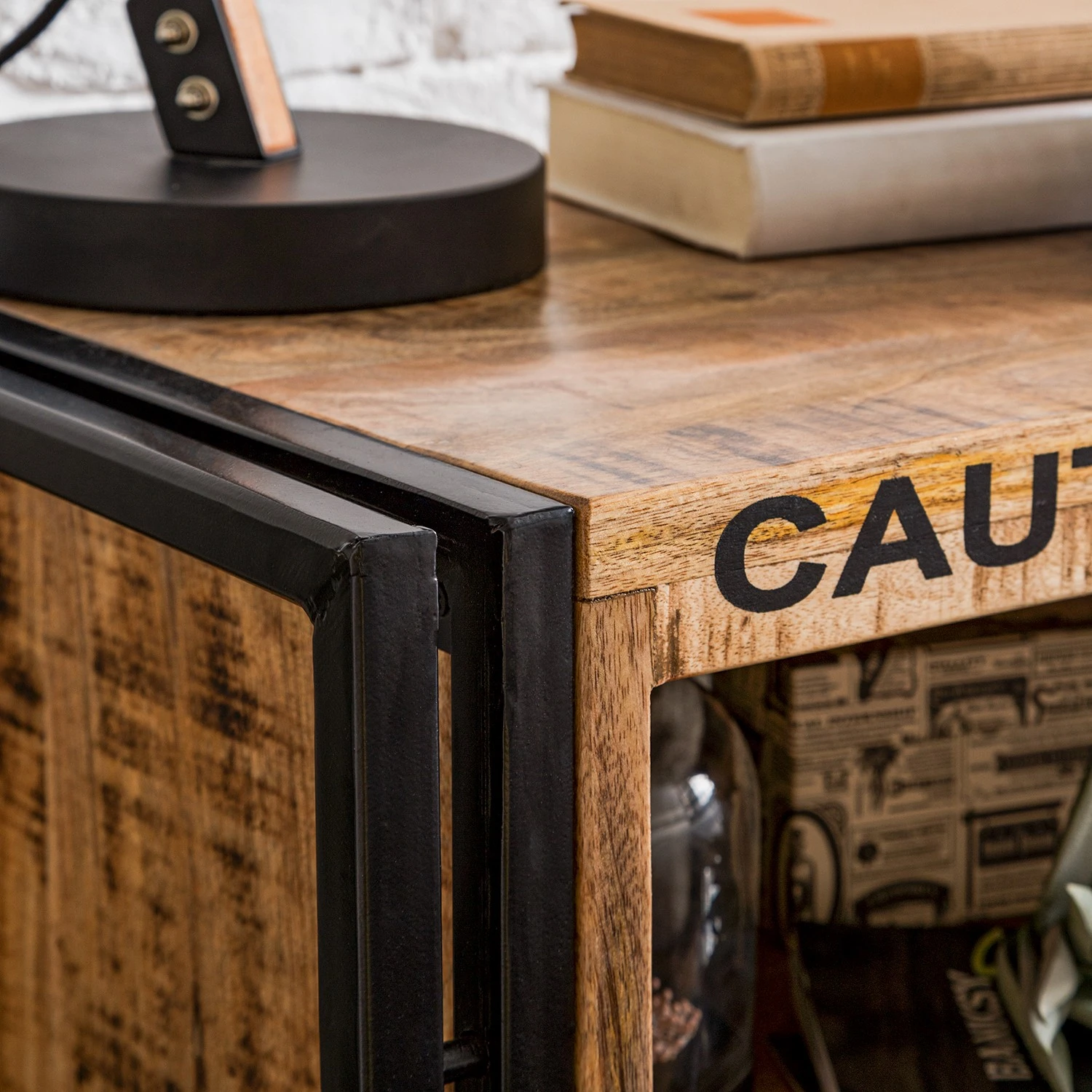 Wolf-Möbel Nachtkommode Iron - Mango massiv / Eisen 10 Wolf-Möbel Nachtkommode Iron - Mango massiv / Eisen – Bild 10