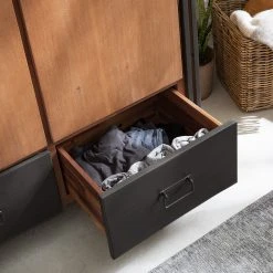 Ars manufacti Garderobenschrank Manchester II - Akazie teilmassiv / Metall - Akazie / Anthrazit - Breite: 166 cm -Schlafzimmer Verkaufe DE 1000121277 191122 12054900009 DETAILS P000000001000121277