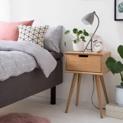 Mørteens Nachttisch Mitrana - Eiche teilmassiv - Eiche -Schlafzimmer Verkaufe DE 1000123397 190717 14163200001 MOOD DETAILS P000000001000123397 mood