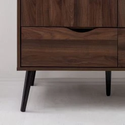 Mørteens Drehtürenschrank Gjora - Walnuss Dekor -Schlafzimmer Verkaufe DE 1000123700 190405 15413900037 GALLERYIMAGES P000000001000123700