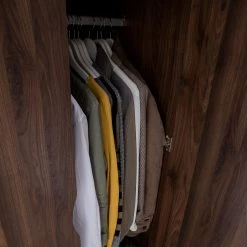 Mørteens Drehtürenschrank Gjora - Walnuss Dekor -Schlafzimmer Verkaufe DE 1000123700 190405 15413900040 GALLERYIMAGES P000000001000123700