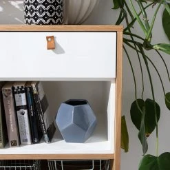 Studio Copenhagen Kommode Vallsta ll - Esche / Schwarz -Schlafzimmer Verkaufe DE 1000143911 190122 09464100019 GALLERYIMAGES P000000001000143911