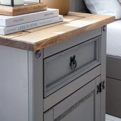 Maison Belfort Nachtkommode Finca Rustica - Kiefer massiv - Kiefer Grau -Schlafzimmer Verkaufe DE 1000178052 200507 14282100004 DETAILS P000000001000178052