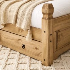 Maison Belfort Massivholzbett Finca Rustica - Kiefer massiv - Kiefer Natur -Schlafzimmer Verkaufe DE 1000178059 200507 14114200015 DETAILS P000000001000178059