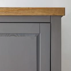 Maison Belfort Garderobenschrank Finca Rustica - Kiefer massiv - Kiefer Grau -Schlafzimmer Verkaufe DE 1000178063 200603 16035800062 MOOD DETAILS P000000001000178063 mood