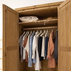 Maison Belfort Drehtürenschrank Finca Rustica II - Kiefer massiv - Kiefer Natur - Breite: 194 cm -Schlafzimmer Verkaufe DE 1000178072 200507 14120300042 DETAILS P000000001000178072