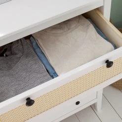 Maison Belfort Kommode Belleria II - Kiefer massiv / Wiener Geflecht - Weiß -Schlafzimmer Verkaufe DE 1000187569 200430 14091000002 DETAILS P000000001000187569