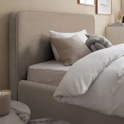 Mørteens Polsterbett Karelia II - Samt Ravi: Beige - 180 x 200cm - Ohne Stauraum -Schlafzimmer Verkaufe DE 1000208254 200710 17163500084 DETAILS P000000001000208254