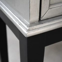 Red Living Kommode Vaunac - Matt Silber / Schwarz -Schlafzimmer Verkaufe DE 1000242716 210121 07595000021 DETAILS P000000001000242716