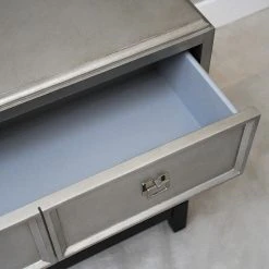 Red Living Kommode Tilloloy - Matt Silber / Schwarz -Schlafzimmer Verkaufe DE 1000242718 210121 08084300041 DETAILS P000000001000242718