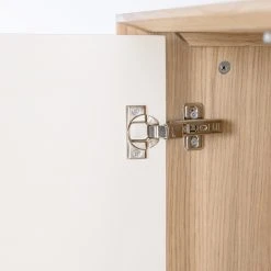 Studio Copenhagen Kommode Maayka - Eiche teilmassiv - Mushroom Creme / Eiche Hell -Schlafzimmer Verkaufe DE 1000277379 220729 050 DETAILS P000000001000277379