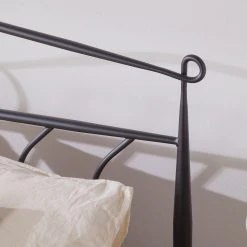 Mooved Bett Capitol City - Schwarz - 180 x 200cm -Schlafzimmer Verkaufe DE bett capitol city metall schwarz liegeflaeche 180 cm x 200 cm 4403024